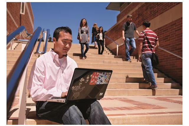 UCLA Anderson School students