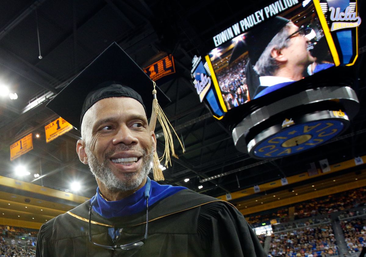 Abdul-Jabbar on the floor