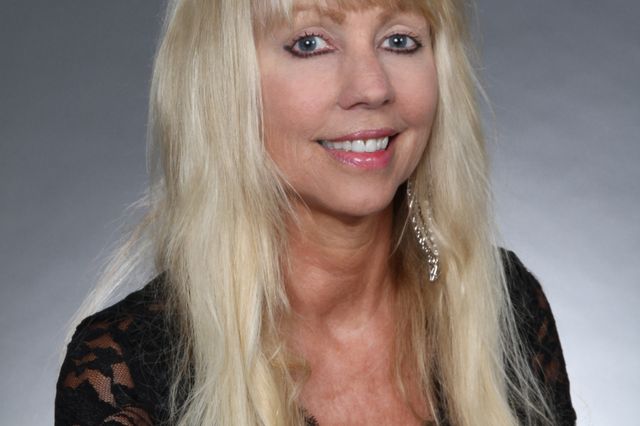 Patricia Oliver Receives Lifetime Achievement Award Association For patricia-oliver-receives-lifetime-achievement-award-association-for