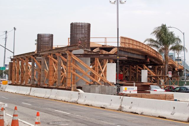 Expo Line construction