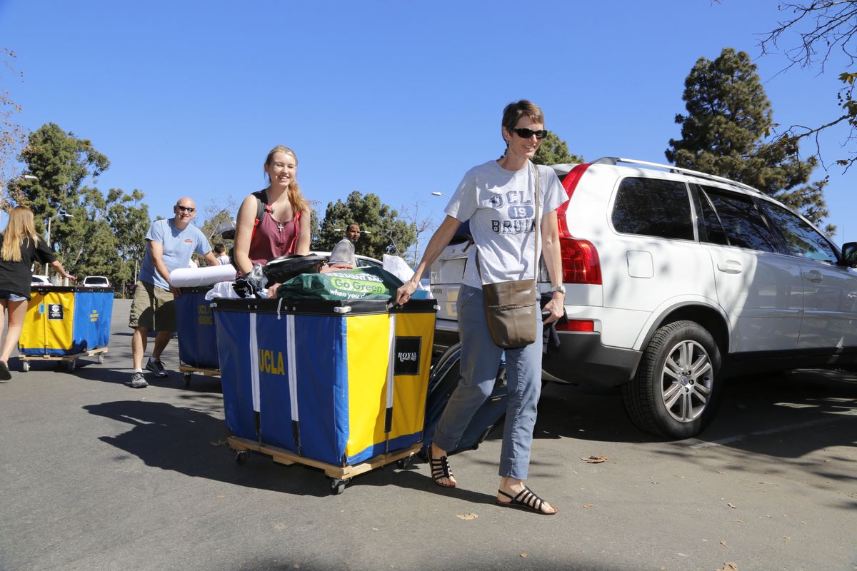 UCLA move-in