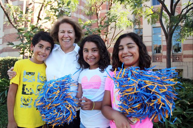 Parvin Arman and three of her grandchildren