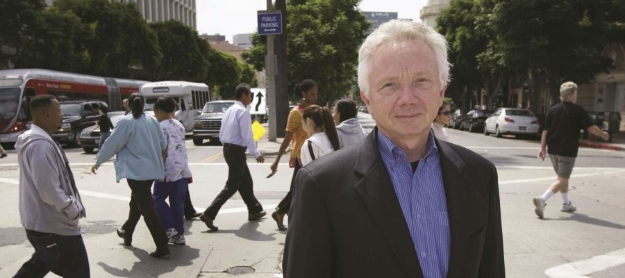 Dr. Richard Jackson 