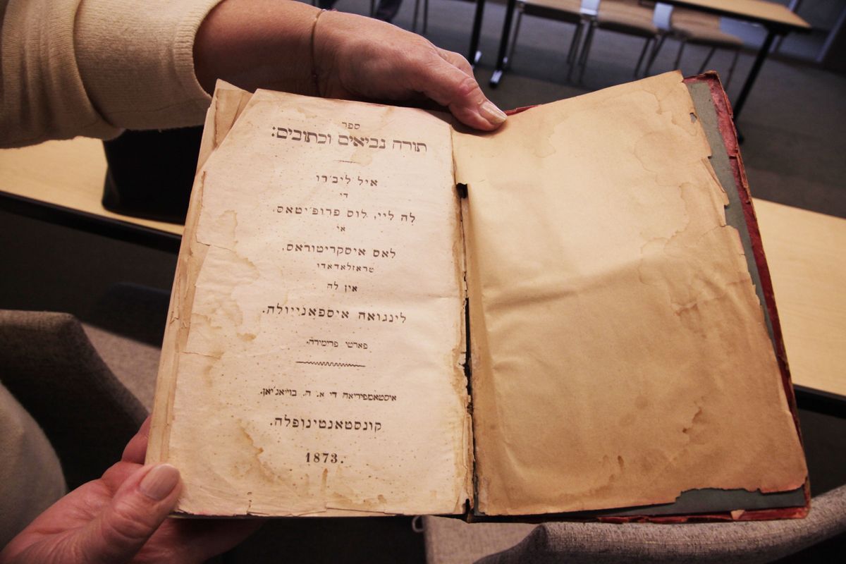 A Torah written in Judeo-Spanish and Hebrew