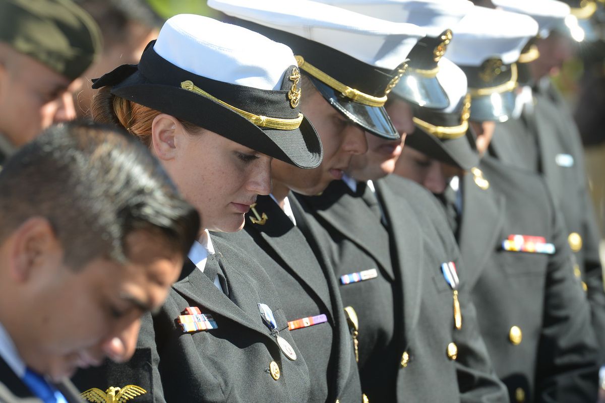 A moment of silence at UCLA's Veterans Day ceremony