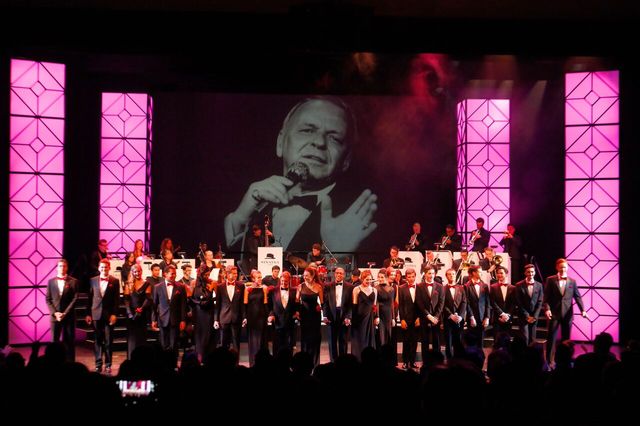 "Lainie's Cabaret"