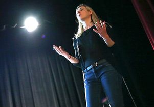 Jessica Schwartz in class