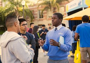 UCLA Bruin Day participants