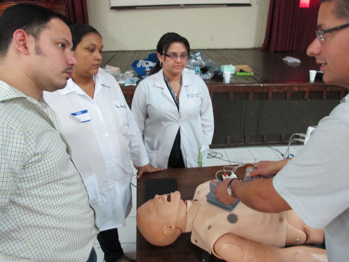 Nurse Practitioner Aristides Orue