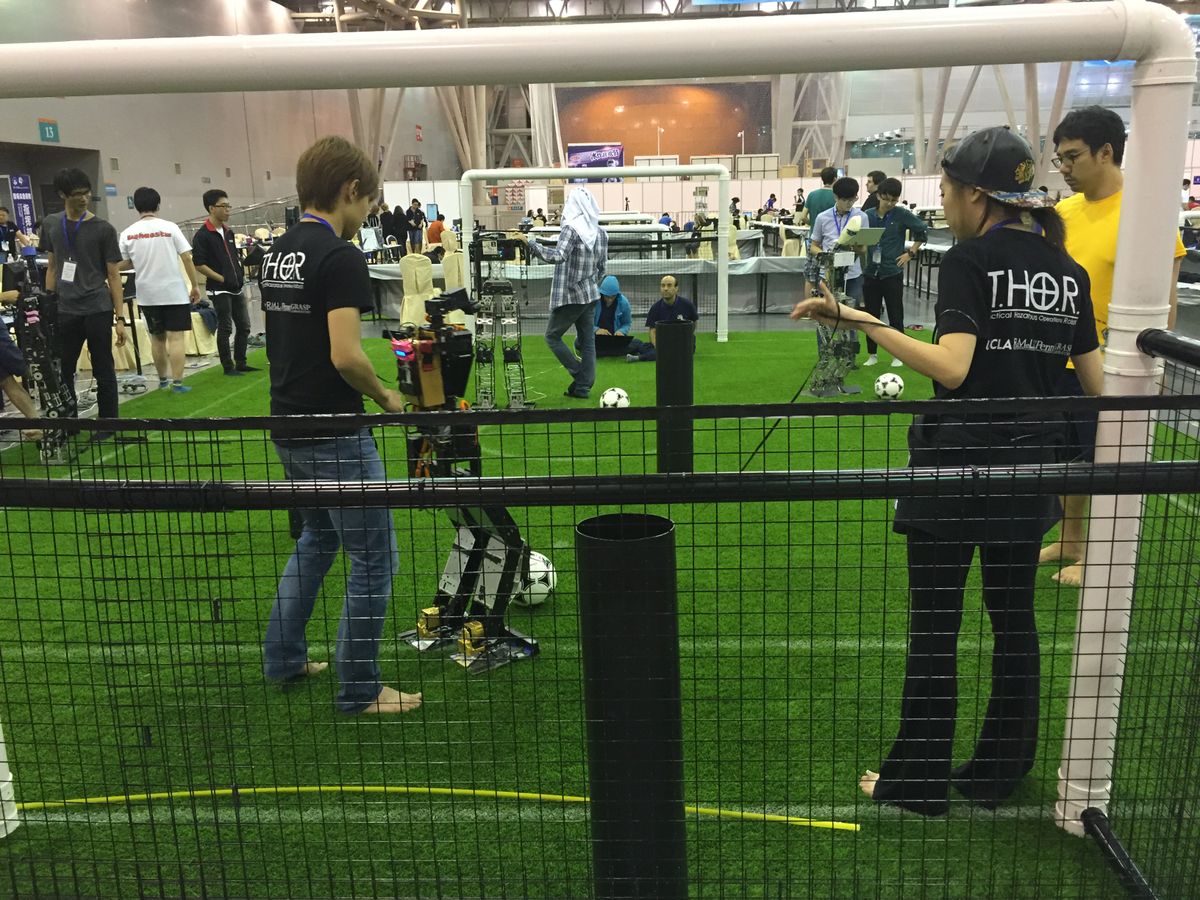 Teams at RoboCup and their robots