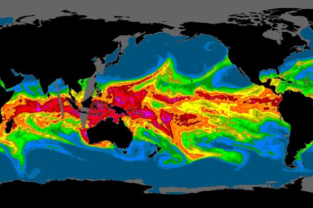 Atmospheric river flows into California