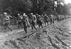 Infantrymen with the 442nd Regimental Combat Team