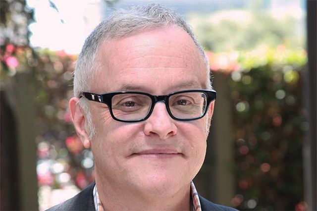 Dr. Neal Baer guest-curates exhibition on making a difference in the