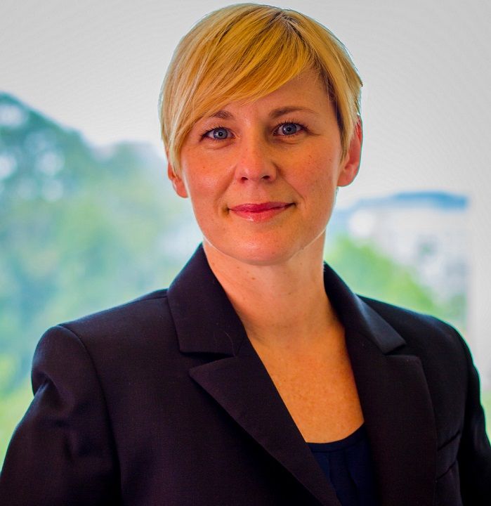 Amander Clark headshot