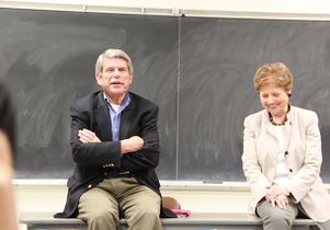 Zev Yaroslavsky with students