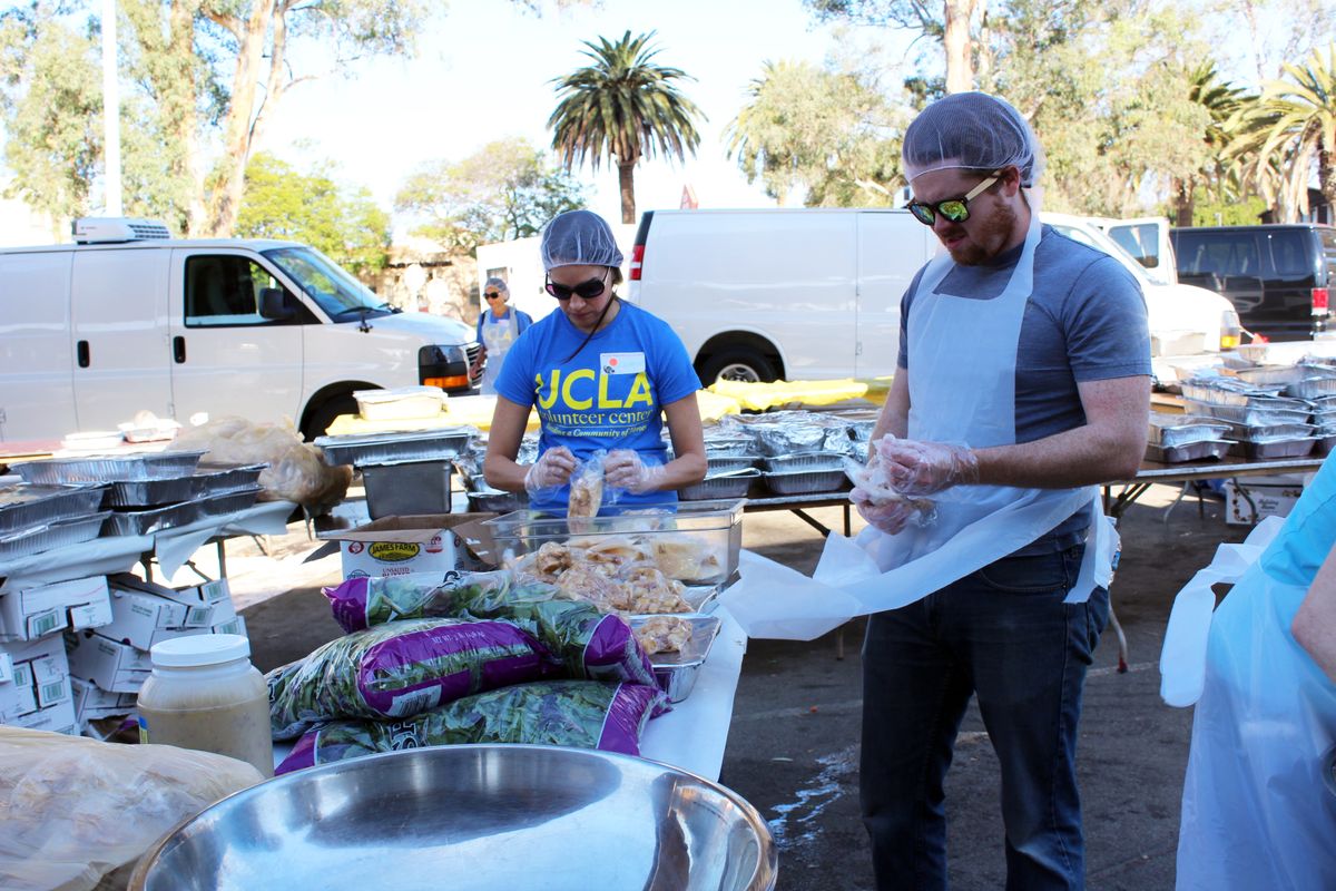 Bruin volunteers at the Westside Thanksgiving Community Dinner and Celebration