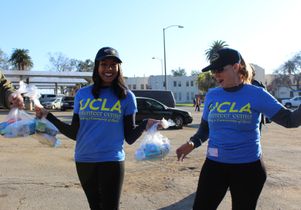 Human chain of volunteers
