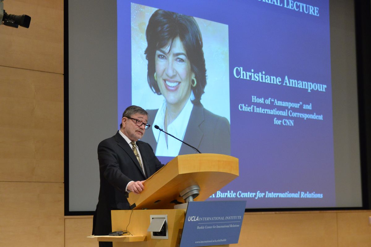 Judea Pearl at the podium