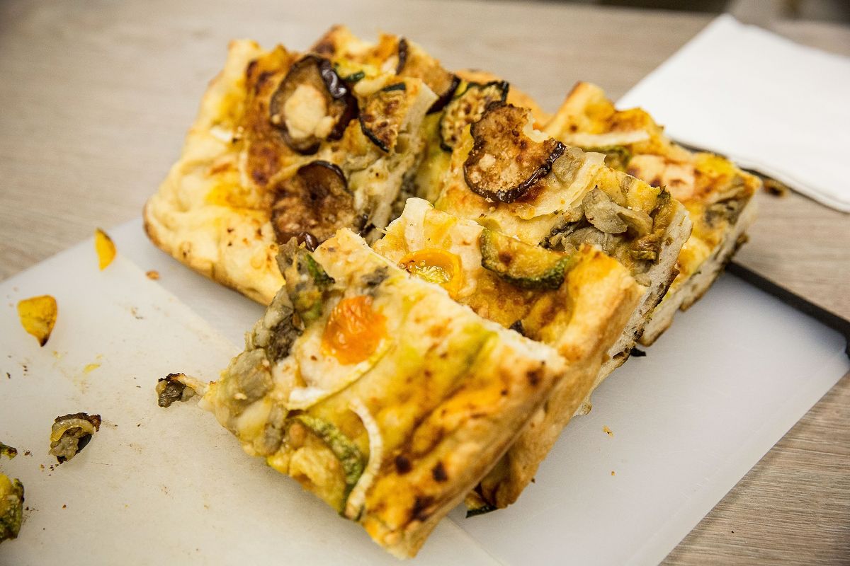 Focaccia pizza