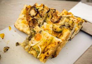 Focaccia pizza