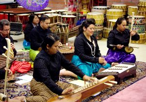 Ensemble playing the instruments