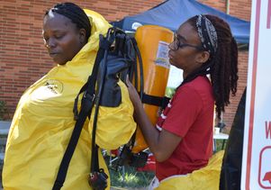 Trainees in a course led by UCLA LOSH