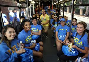 Volunteer Day 2016 Bus