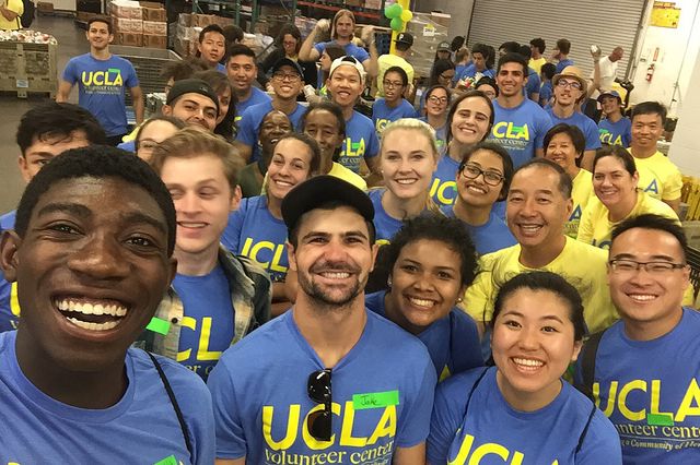 Volunteer Day 2016 food bank