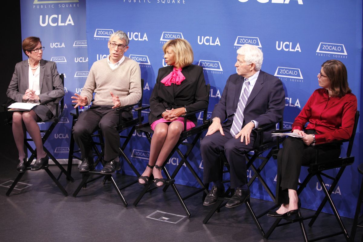 Zócalo Depression panel