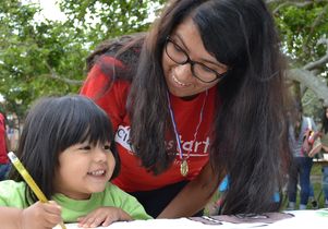 Jumpstart UCLA student and a preschooler