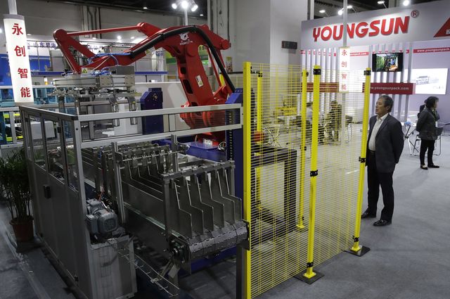 Chinese-made industrial robot demonstration