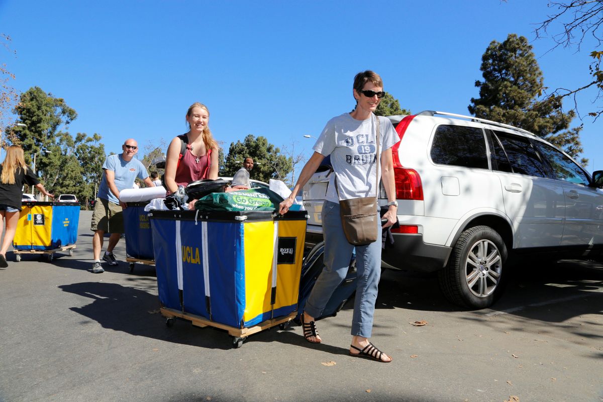 UCLA move in