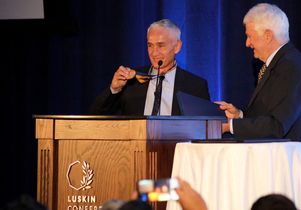 Jorge Ramos received UCLA Medal