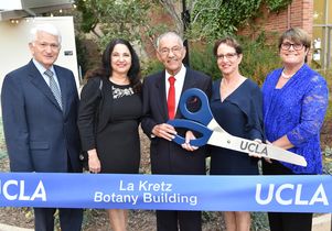 La Kretz ribbon cutting