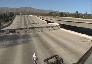 Earthquake damaged freeway