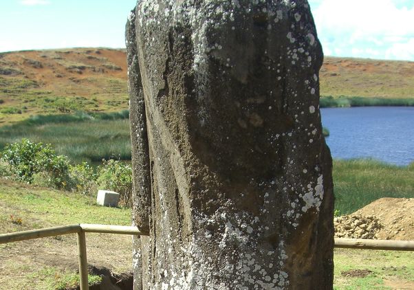 Moai and water source