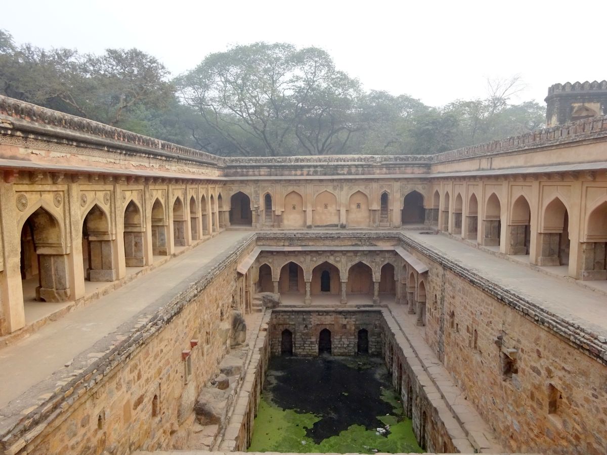 Rajon ki Baoli