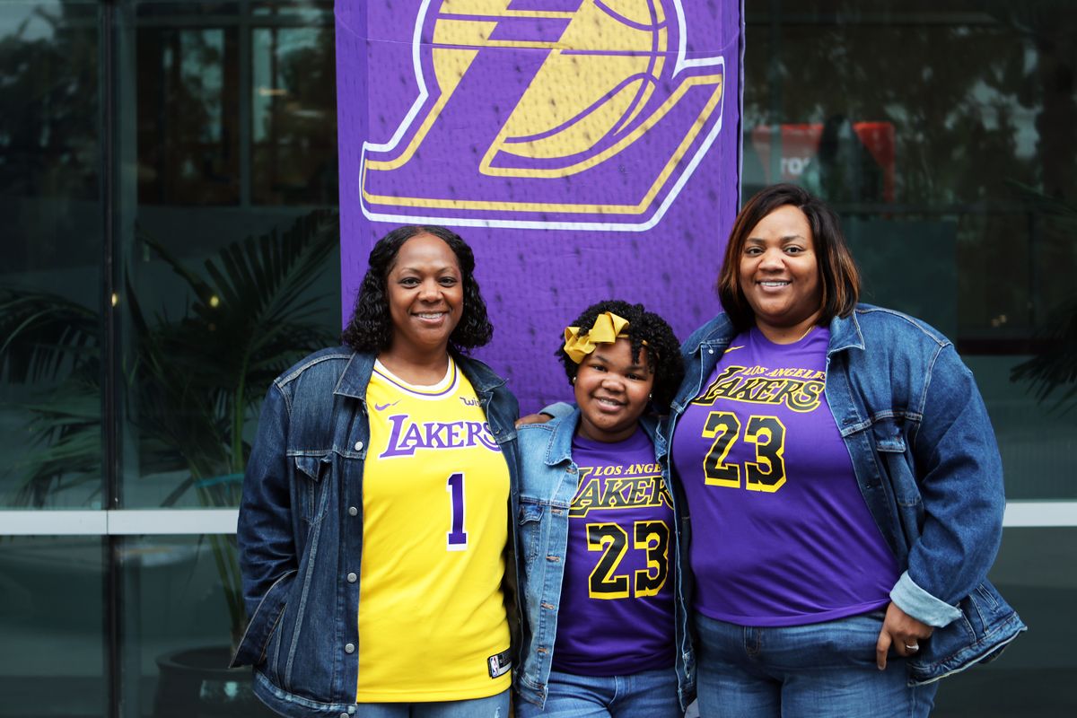 Lakers for a Day Operation Mend