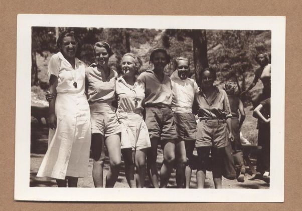 Girls at UCLA UniCamp