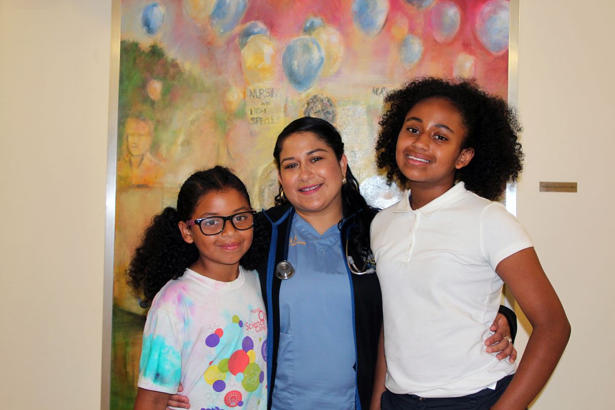 Jessica Chavez and daughters