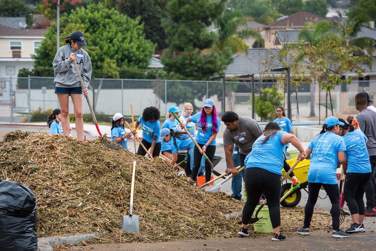 UCLA Volunteer Day 2019