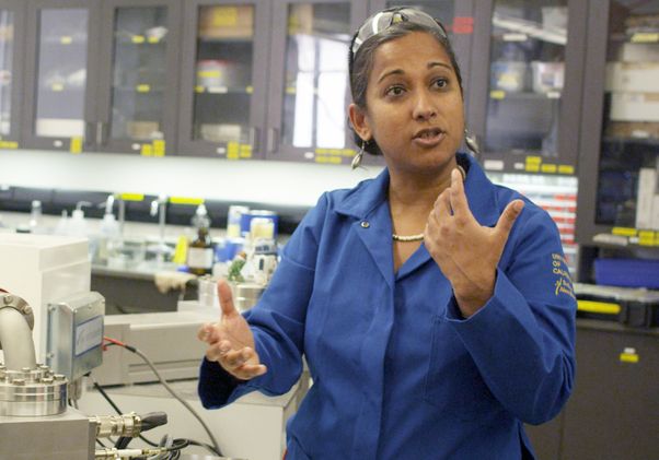 Aradhna Tripati in lab