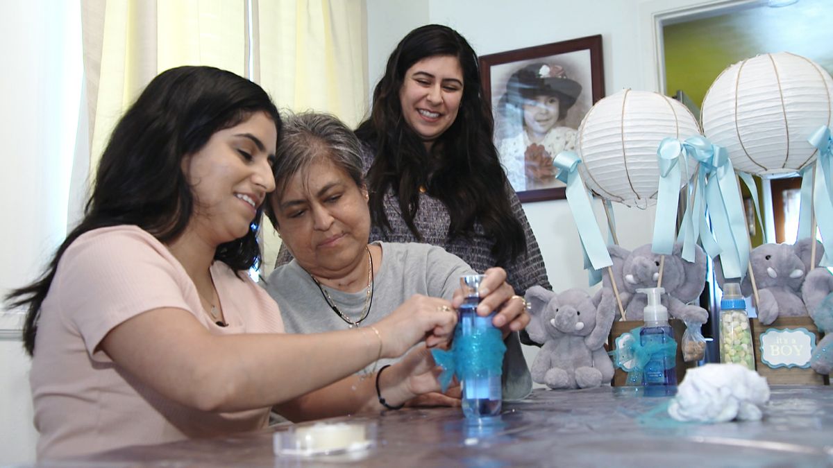 Miriam Merianos at home