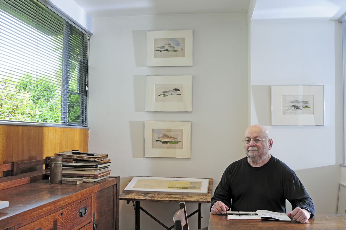 Thomas Hines