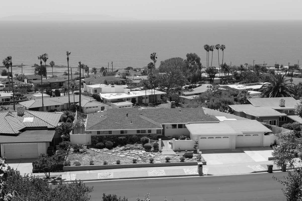 Seaview Community - Paul R. Williams