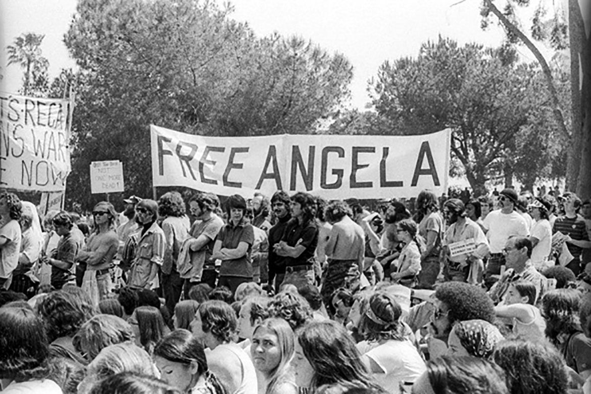 Students protest at a rally to free Angela Davis. Free Angela Davis Protest