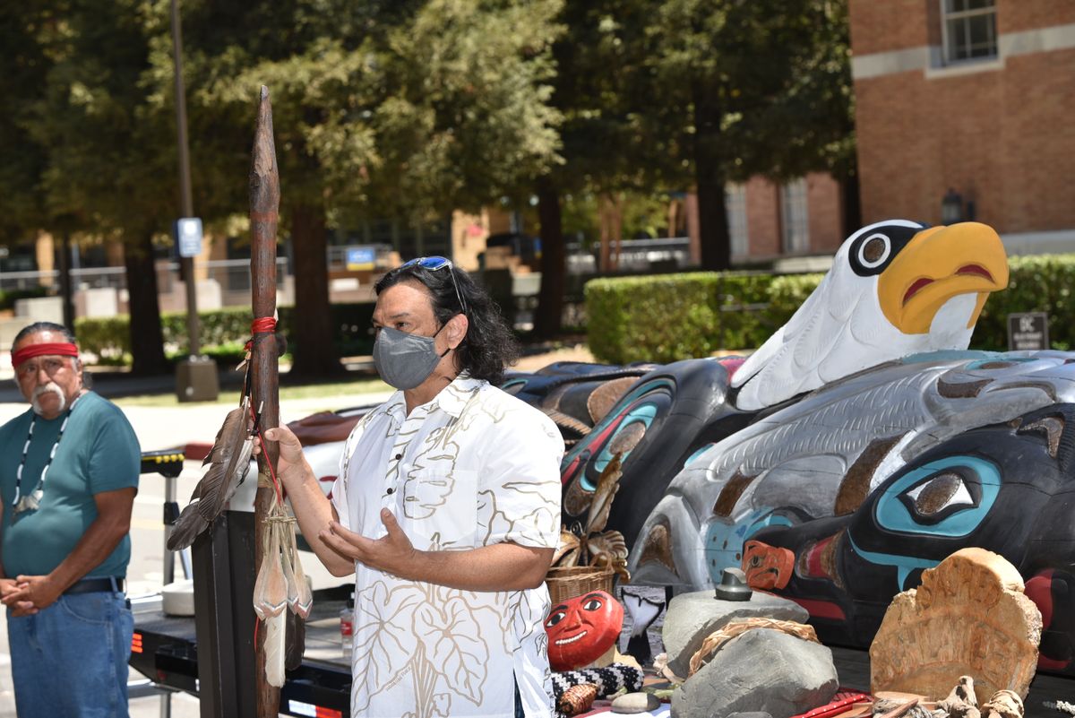 Randall Akee and the Lummi totem