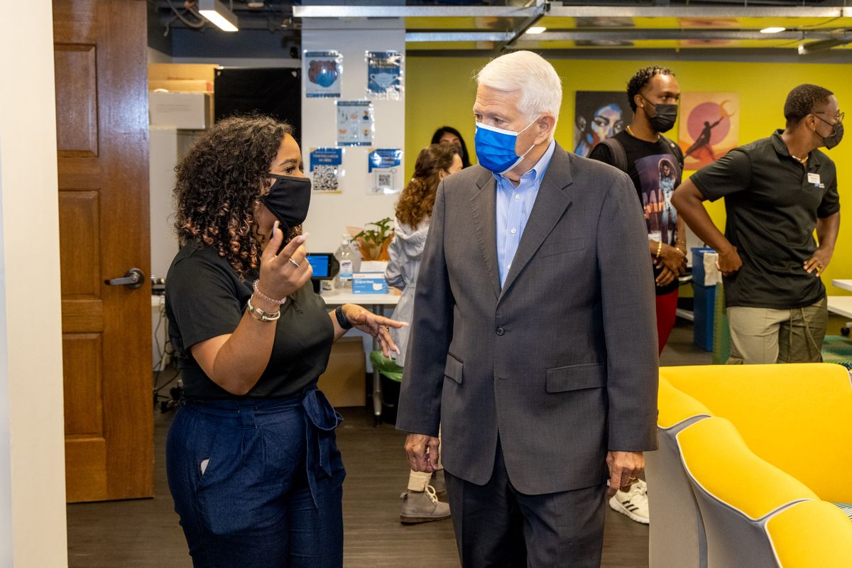 Amanda Finzi-Smith and UCLA Chancellor Gene Block