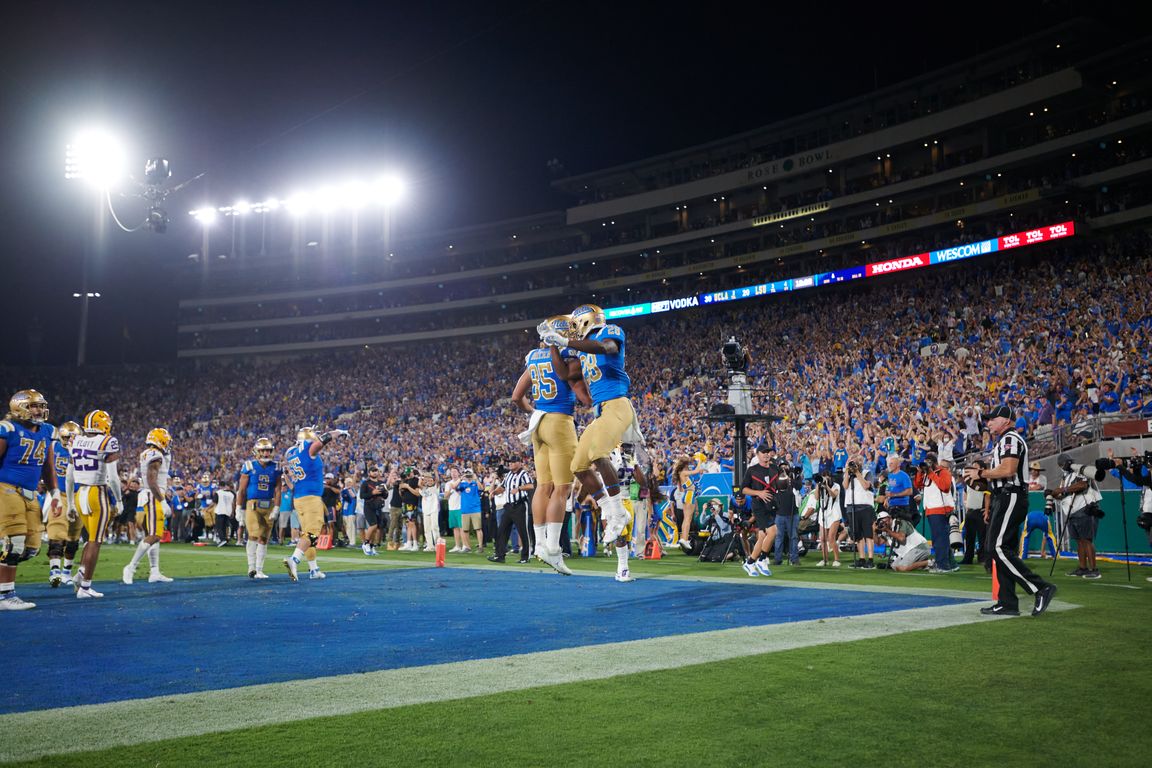 Oct 22 Show Your Bruin Spirit For Free Tickets To The UCLA Vs Oregon UCLA Football Game Mid 