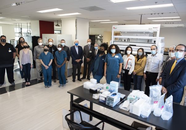 SwabSeq lab group shot